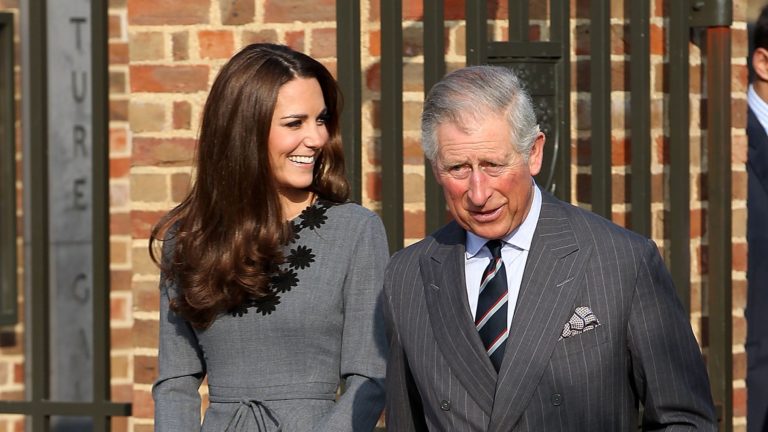 A la espera de “anuncio real” ante rumores por estado de salud de Kate Middleton y Carlos III