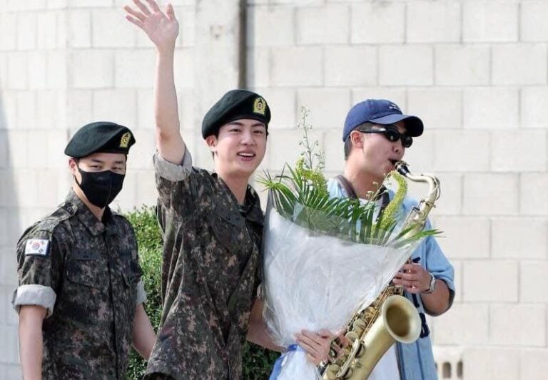 Es oficial: Jin de BTS culmina su servicio militar en Corea del Sur