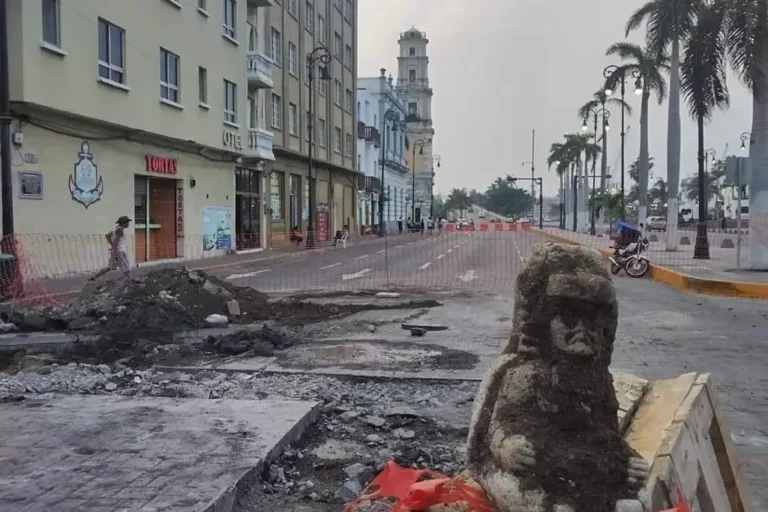 “Fraude” supuesto hallazgo de pieza arqueológica en obras de Veracruz, reitera INAH