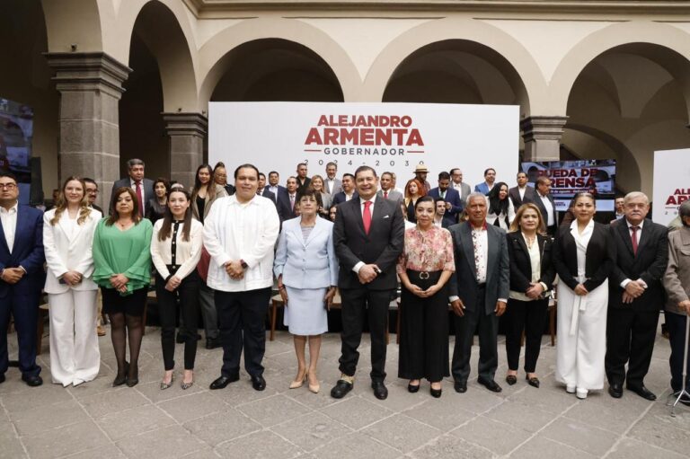 Alejandro Armenta anuncia 29 nuevos nombramientos hacia próximo gobierno estatal