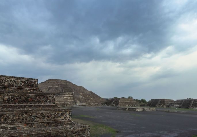 Se permitirá nuevamente ascenso a la Pirámide de la Luna de Teotihuacan