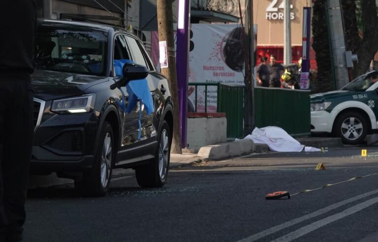 Asesinan a secretaria particular y asesor de la Jefa de Gobierno de la Ciudad de México
