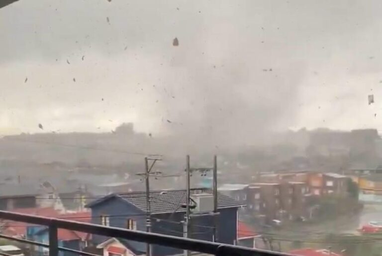 Varios heridos y más de 100 casas con daños deja tornado en Chile