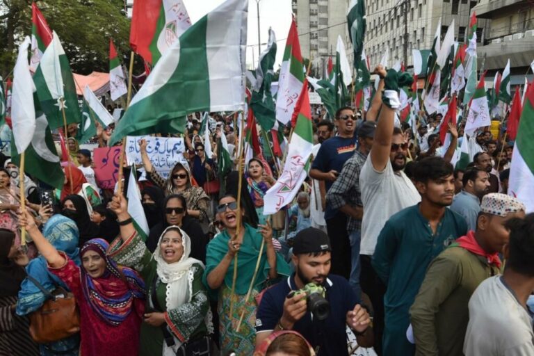 México llama al diálogo diplomático entre India y Pakistán