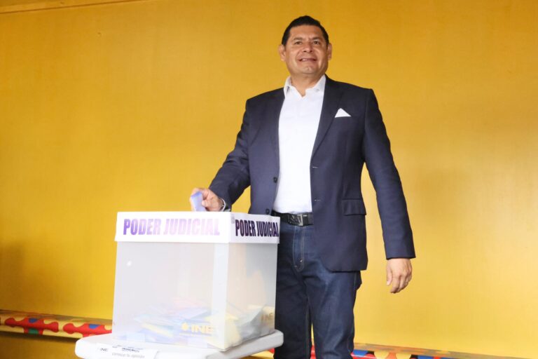 Llama Alejandro Armenta a votar libremente por el Poder Judicial