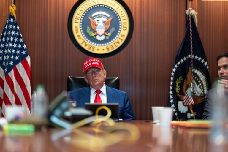 Anuncia Trump cese al fuego total entre Israel e Irán