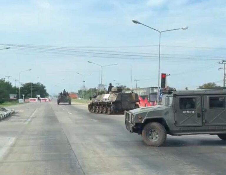 Continúan enfrentamientos en frontera de Tailandia y Camboya  