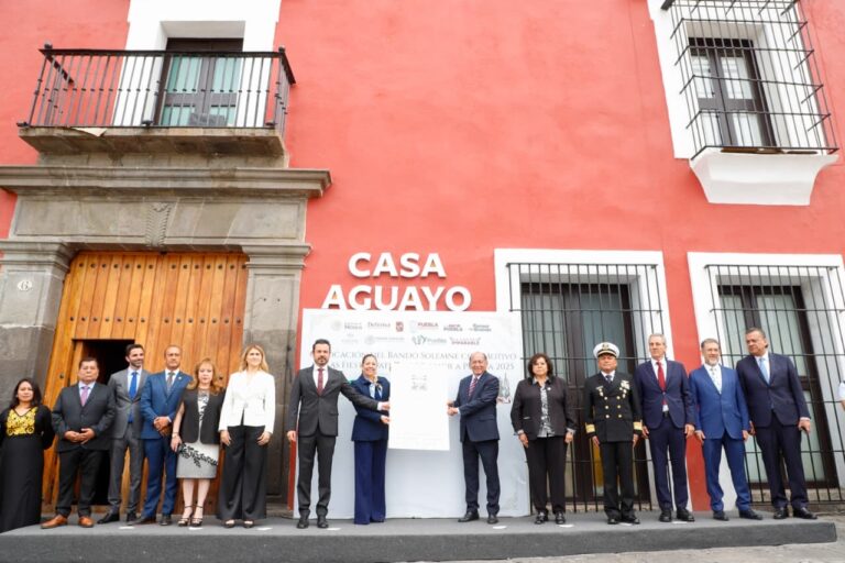 Colocan Bando Solemne por conmemoración del 215 aniversario de la Independencia de México