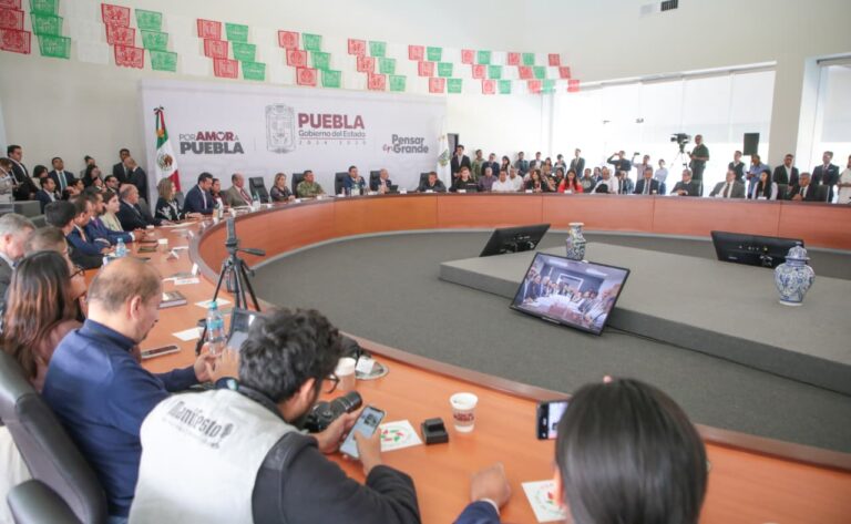 Gobierno de Puebla y Consulado de México en Nueva York se coordinan para festejos patrios