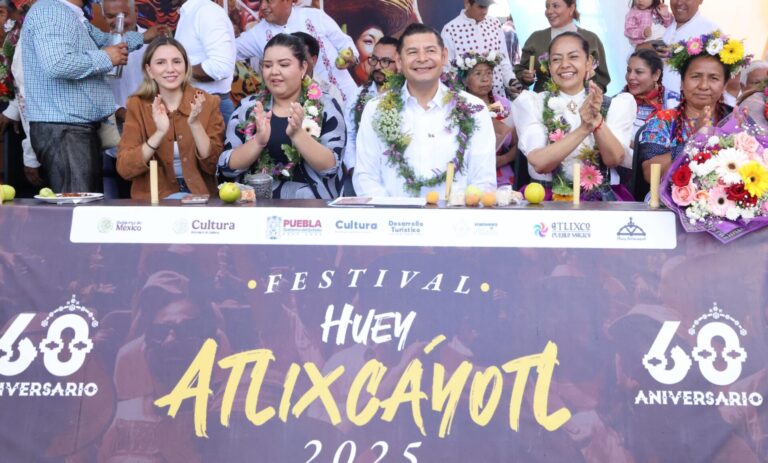 Gobierno de Puebla celebra 60 aniversario del Huey Atlixcáyotl