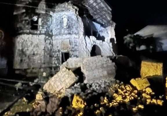 Suman 26 muertos tras terremoto magnitud 6.9 en Filipinas