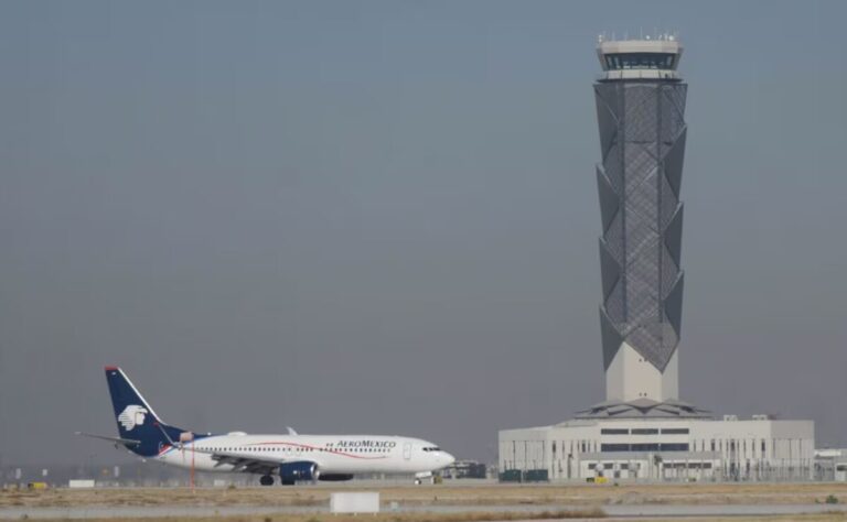 Estados Unidos revoca 13 rutas de aerolíneas mexicanas desde el AIFA