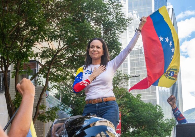 Opositora venezolana María Corina Machado es galardonada con Nobel de la paz