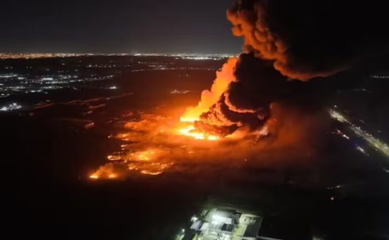 Suman 20 heridos tras explosión en fábrica de productos químicos, en Buenos Aires    