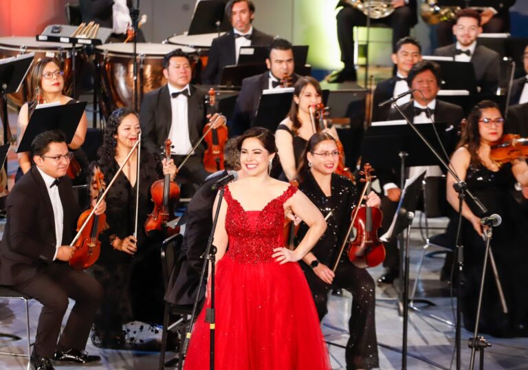 Soprano Rebeca Olvera inaugura temporada Invierno 2026 de la OSEP