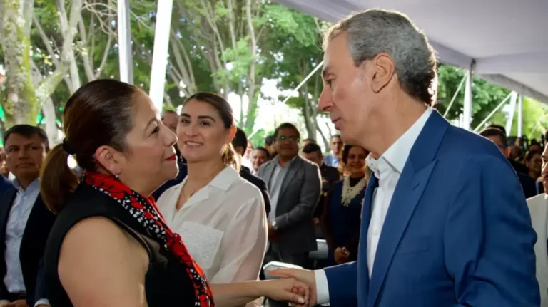 Pepe, Laura y los demás