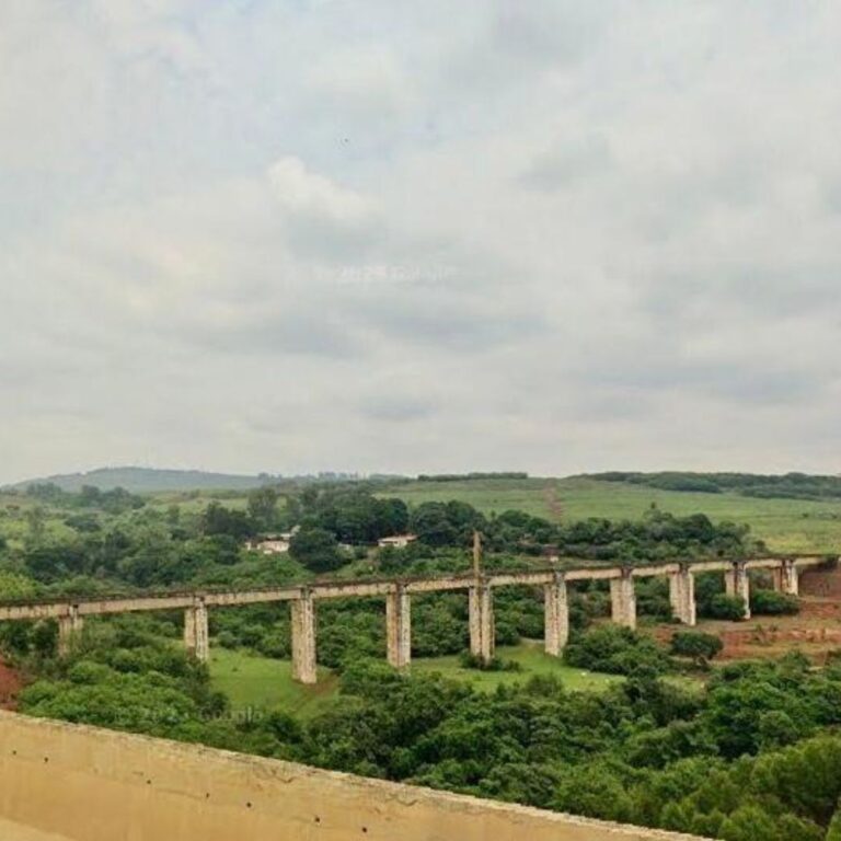 Dan prisión preventiva a instructores por muerte de joven durante salto en arnés, en Brasil